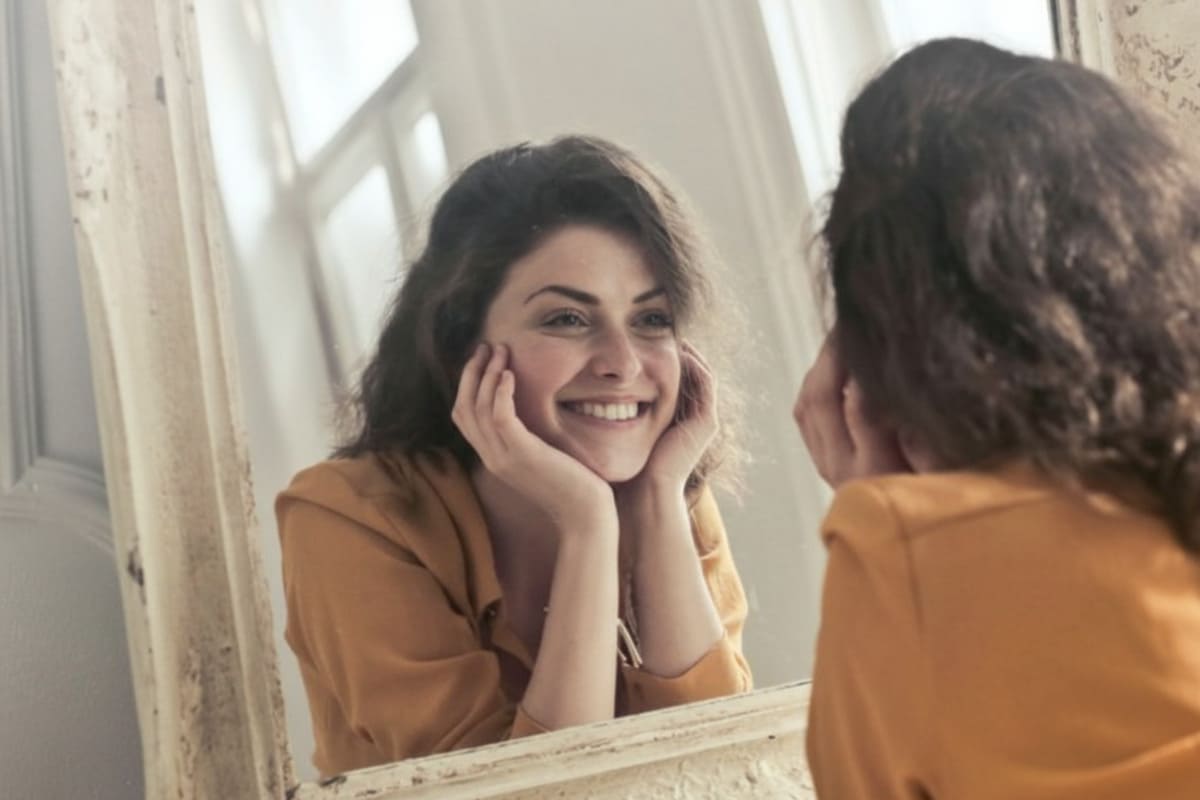 Cómo quererse a uno mismo: claves psicológicas para fortalecer la autoestima
